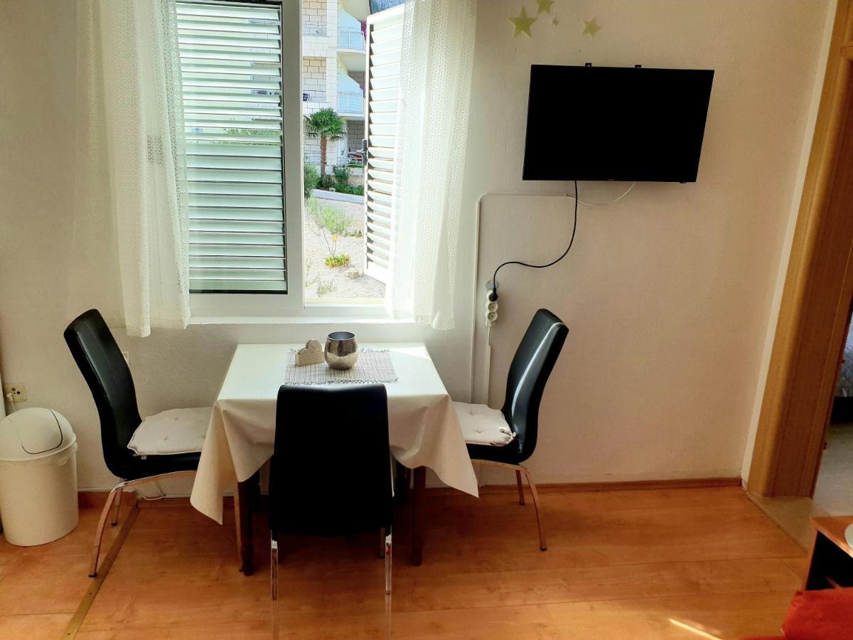 Damir * Gradac (Split-Dalmatia)