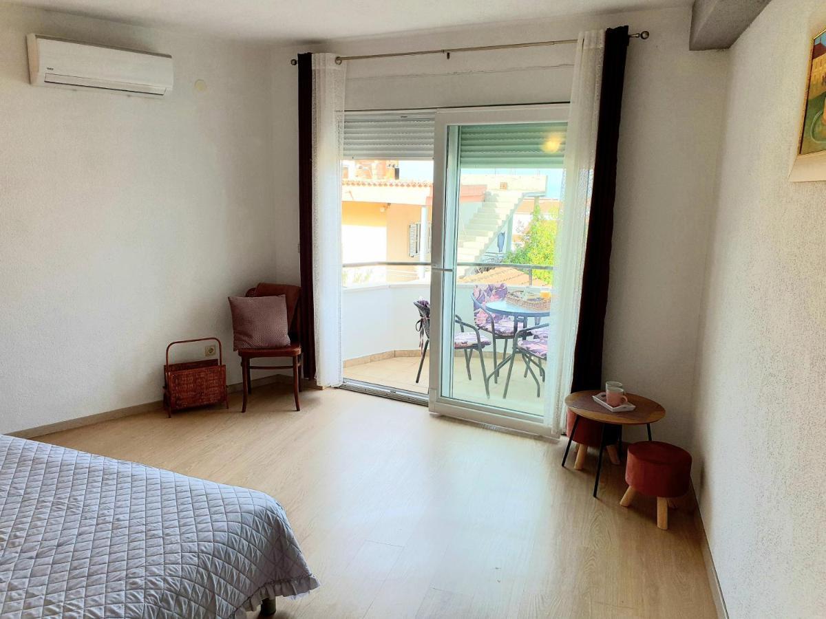 Damir Apartment *