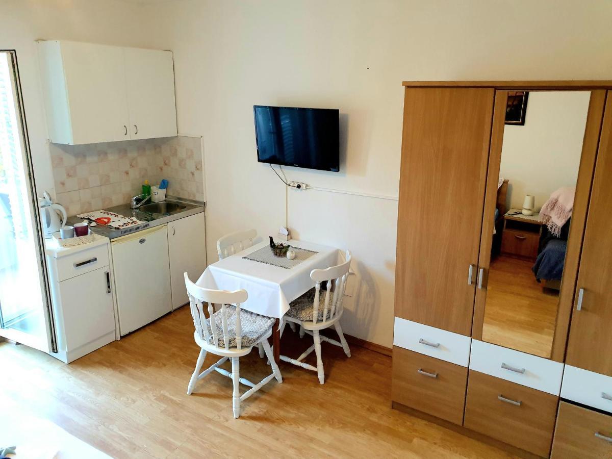 Apartment Damir *