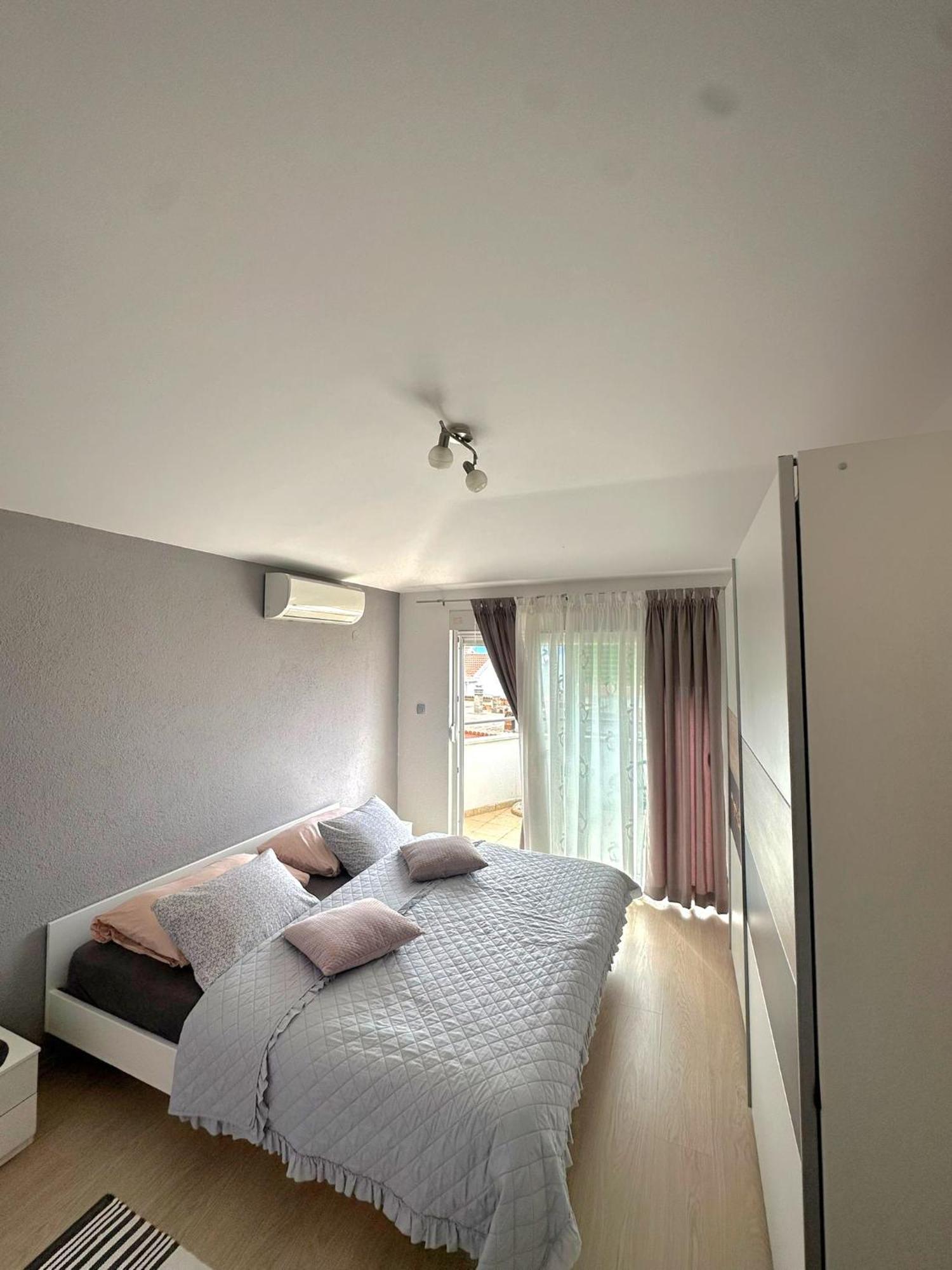 Apartment Damir *